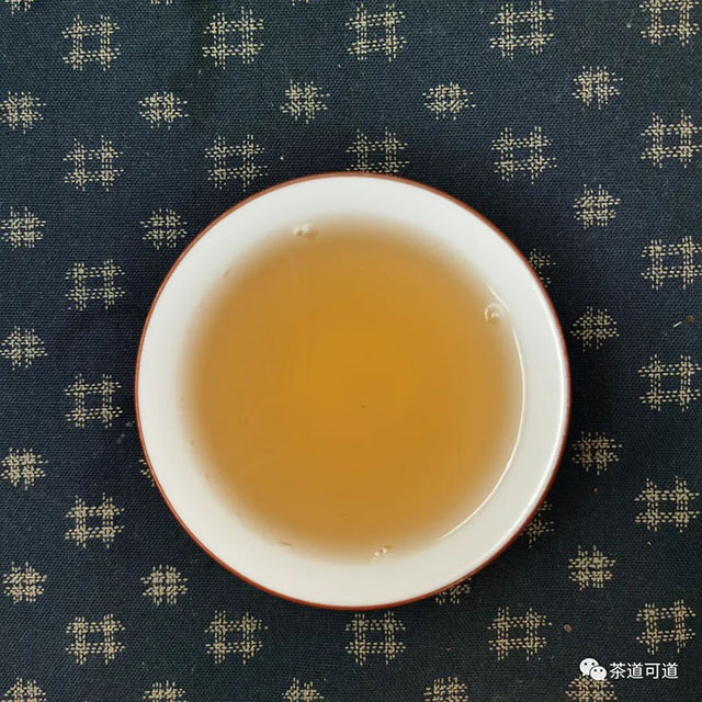 2016年八角亭问叶布朗普洱茶品质特点