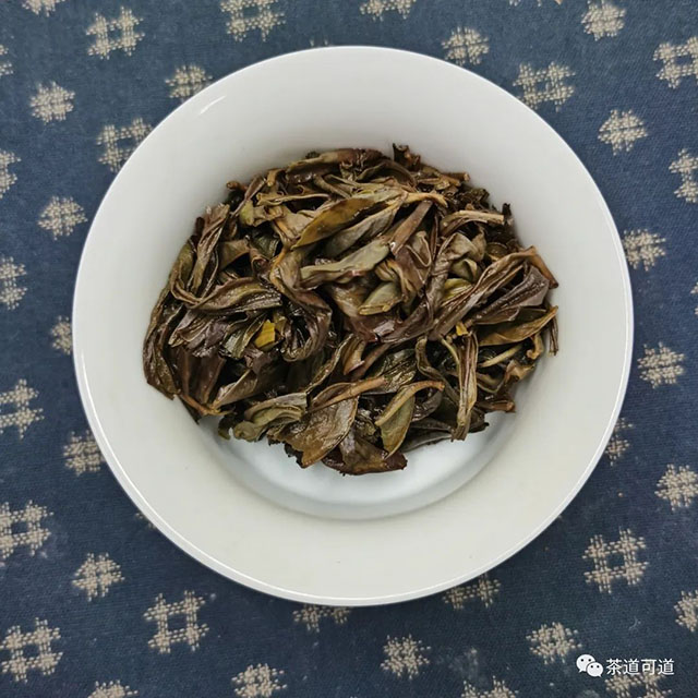 天池1392鸭屎香茶样