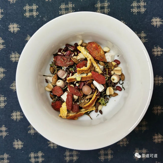 龙巢赤小豆芡实薏米茶