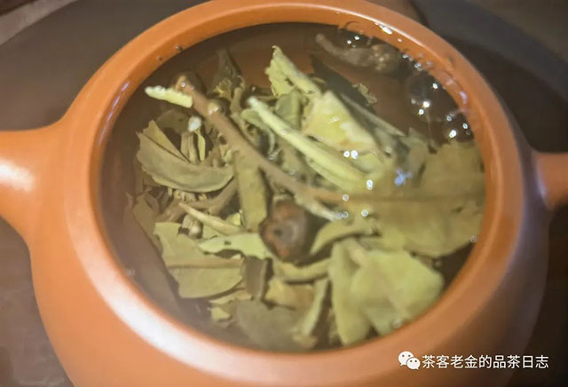 苦行茶僧彼岸花普洱茶