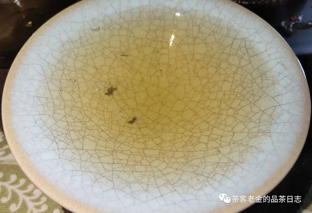 栩月古茶云白白茶