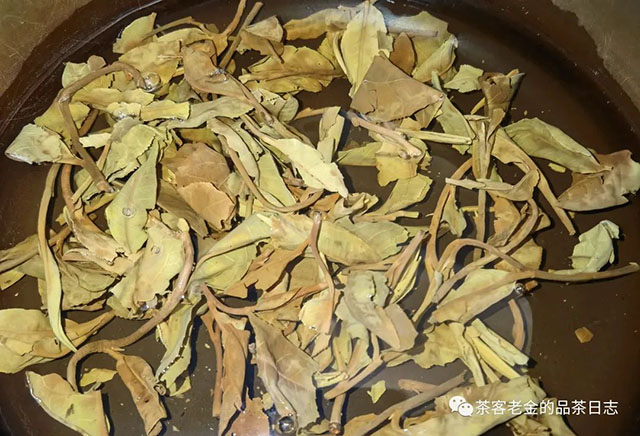 栩月古茶云白白茶