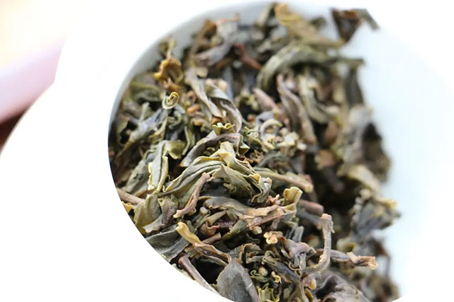 新华国茶2015年紫为上普洱茶品质特点