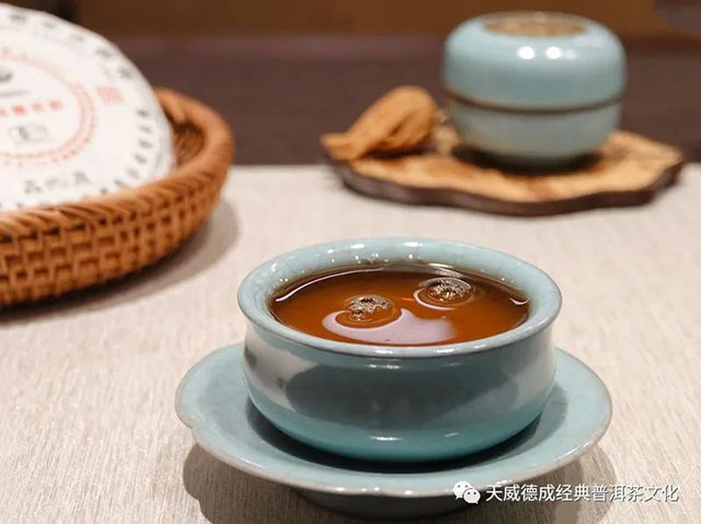 天威德成2006年金饼普洱茶品质特点