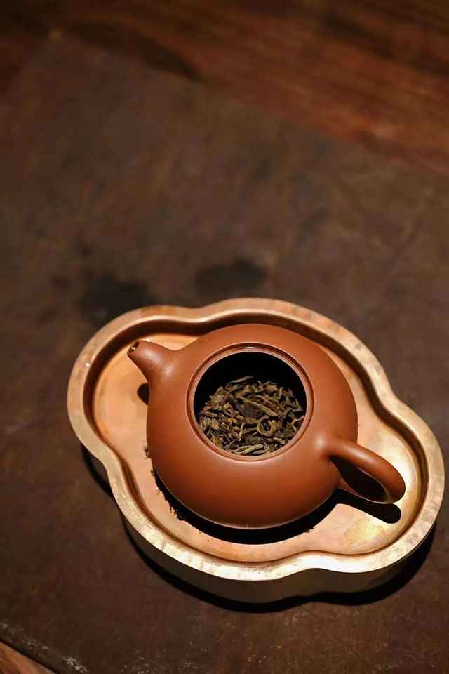 2022年中茶茗山老班章橡皮筋普洱茶