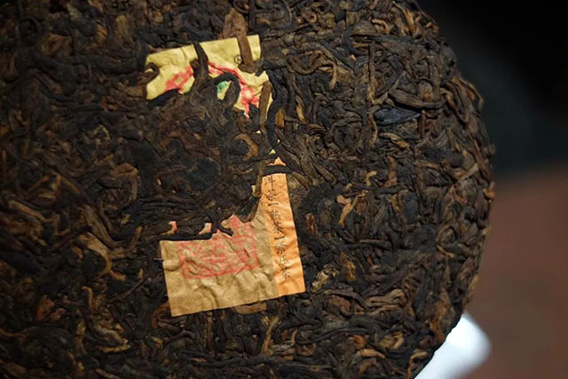 2022年中茶茗山老班章橡皮筋普洱茶