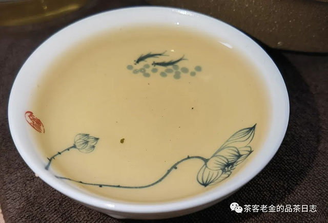 吾茶共饮2022年春山玉兰普洱茶