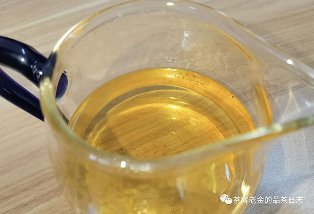 吾茶共饮2022年春山玉兰普洱茶