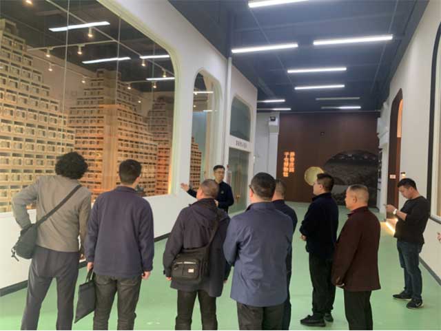 湖南省安化黑茶集团有限公司团队到访双陈养普庄园