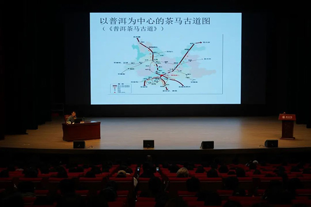 北京大学人文特聘教授教育部人文社科重点研究基地北京大学中国语言学研究中心主任陈保亚