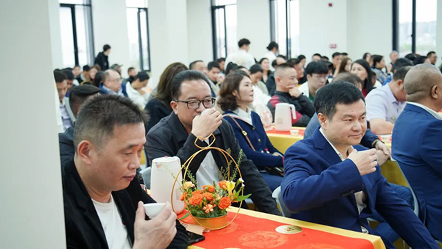 东卓普洱金麒麟
