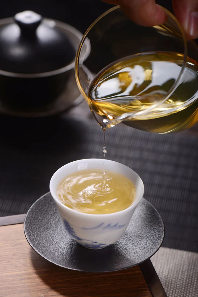 2023年龙园号名山尊享普洱茶品质特点
