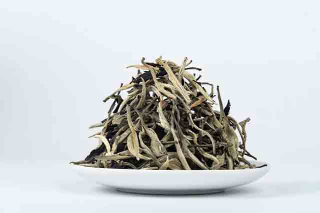 龙润茶2023古树白茶