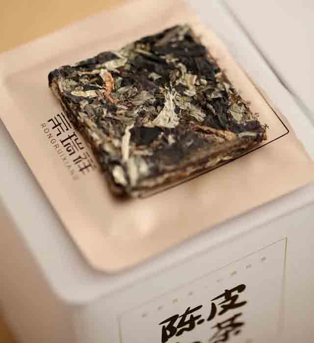 荣瑞祥陈皮白茶泡法