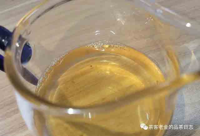 栩月古茶2023年普桑河马鞍山普洱茶