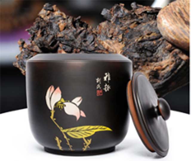 科学研究表明建水紫陶有利于普洱茶存储