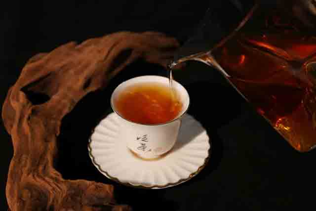 泛茶2023年屹若金汤普洱生茶品质特点
