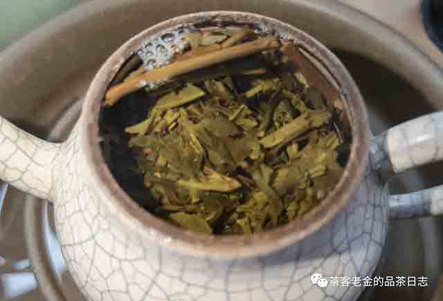 孙德忠2023年破鞋漏脚尖普洱茶