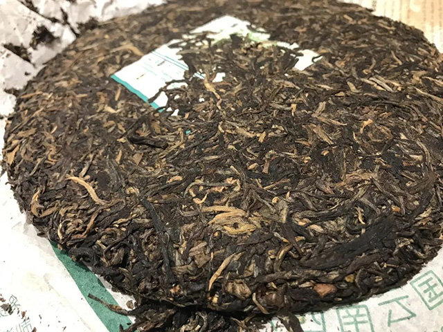 大益中期茶601批次0622普洱茶