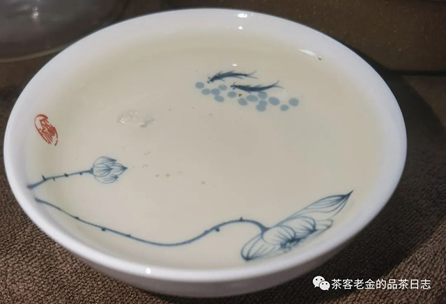 雨婷家茶铺2023年白小仙景谷大白毫