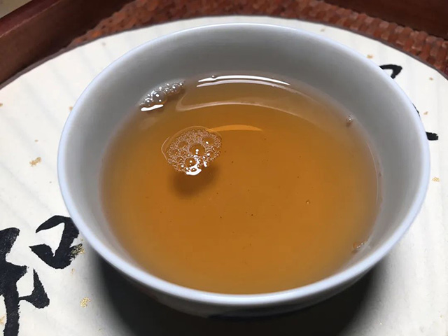 大益中期茶101银孔雀普洱茶品质特点