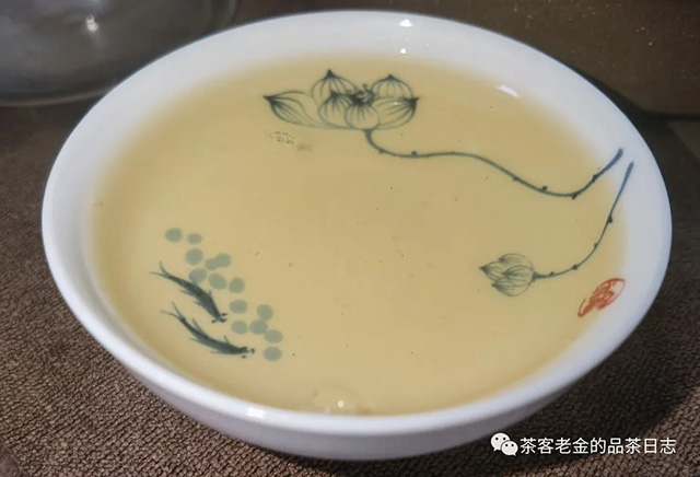 吾茶共饮2023年凤箫普洱茶