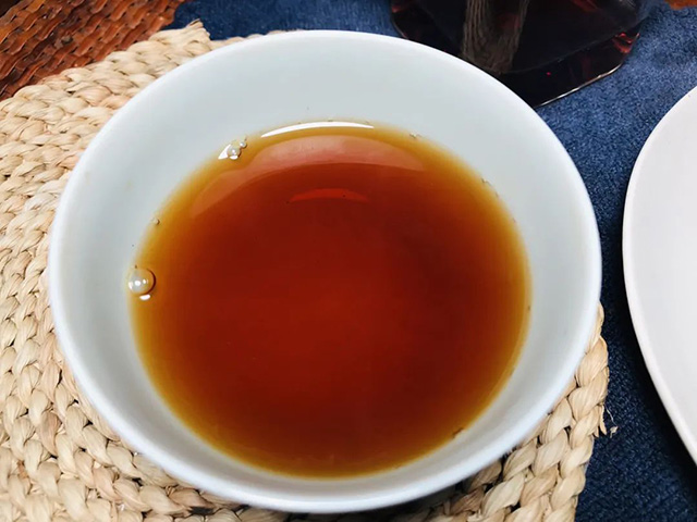 国营勐海茶厂2001年简体云7572普洱茶品质特点