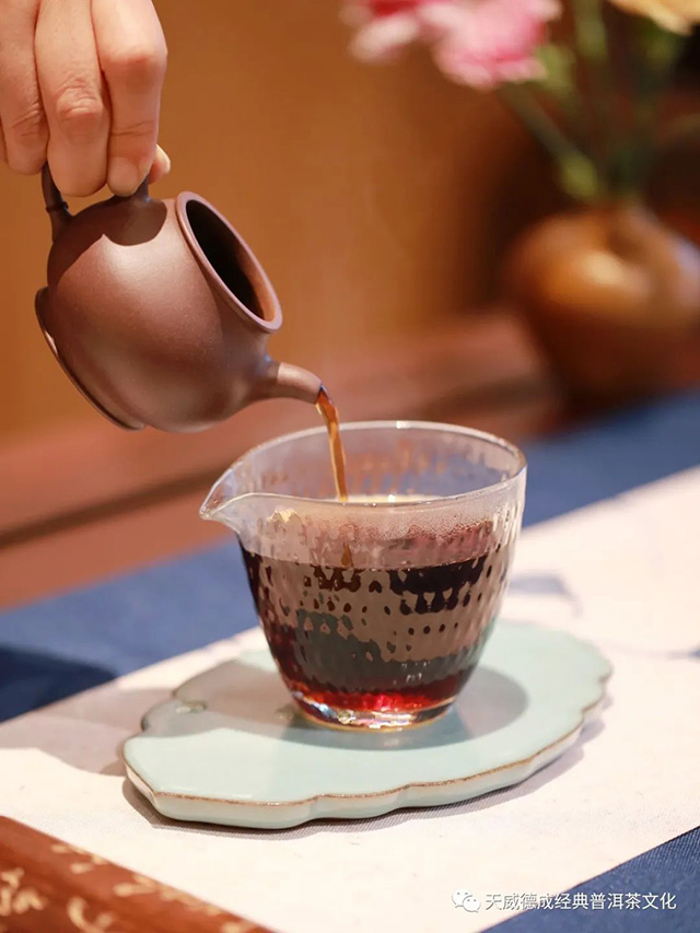 天威德成2014年松梅古树熟茶品质特点