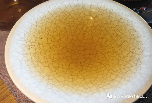 中茶2023年金孔雀普洱茶