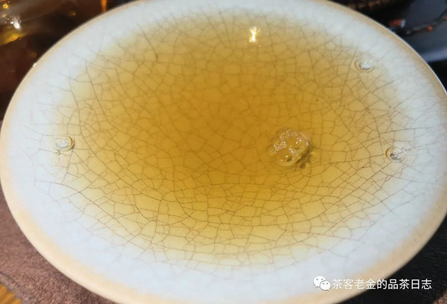 中茶2023年金孔雀普洱茶