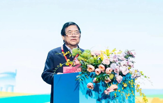 海峡两岸茶业交流协会第二届理事会会长陈绍军发言