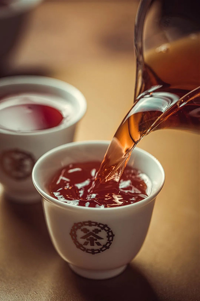 中茶云南普洱茶砖7581普洱茶