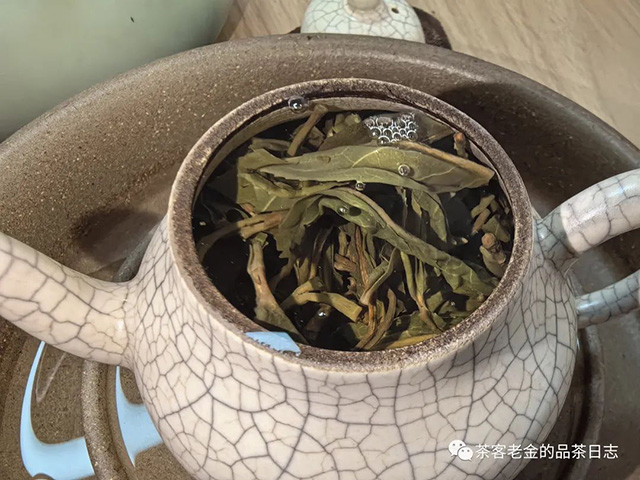 曼林老张2023年10周年纪念套装普洱茶
