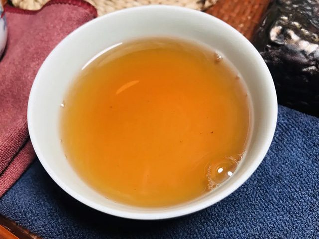 2014年大益传世青饼普洱茶品质特点