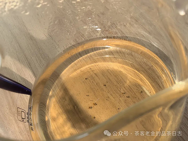 公主茶铺2024年茶与花普洱茶