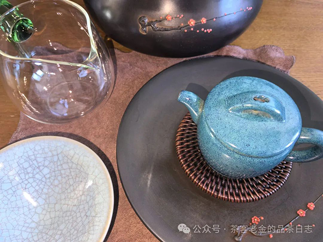 翡翠与茶2023曼松古树秋茶普洱茶