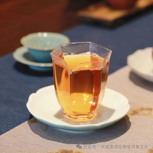 天威德成2012年莲心生茶品质特点
