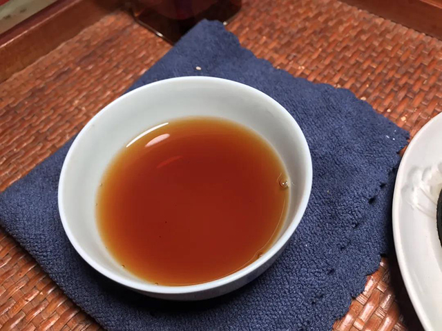 山青花燃青竹丹枫熟饼普洱茶品质特点