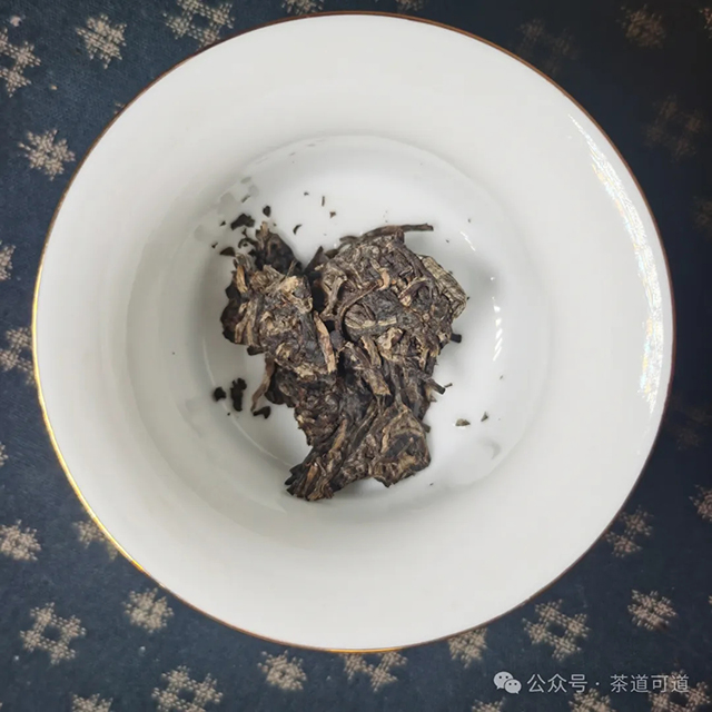 下关2016世代茶缘紧茶品质特点
