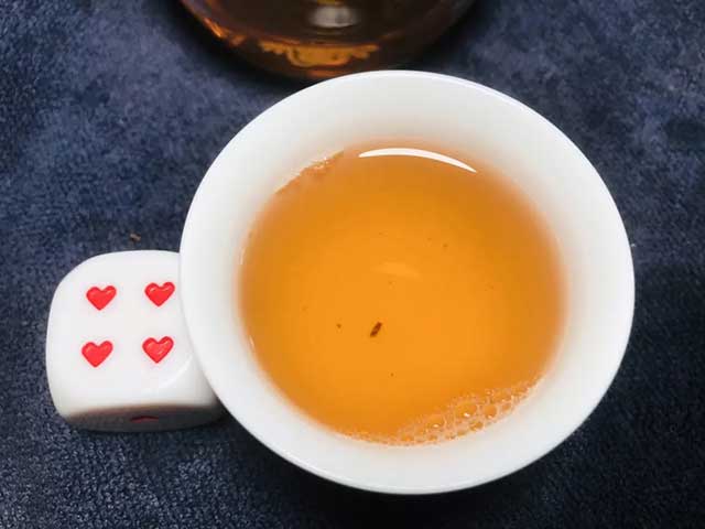 山青花燃猪年生肖茶诸吉普洱茶品质特点