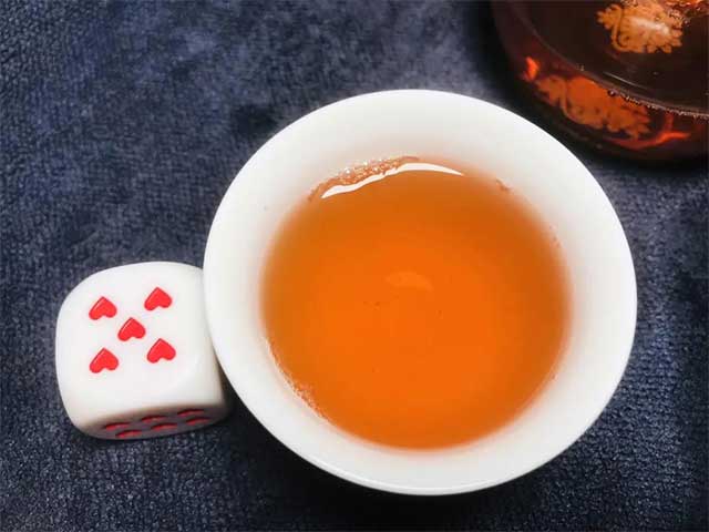2003年中茶易武精品6515富华定制普洱茶品质特点