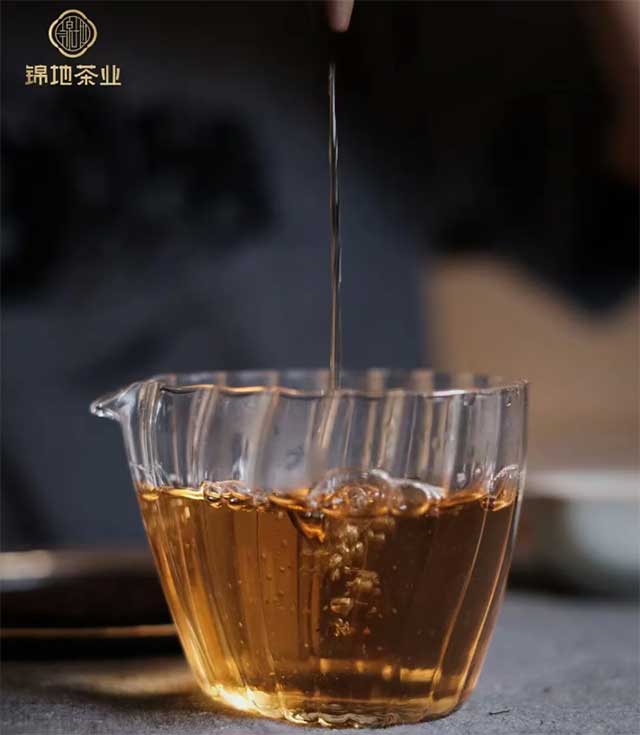 锦地普洱茶