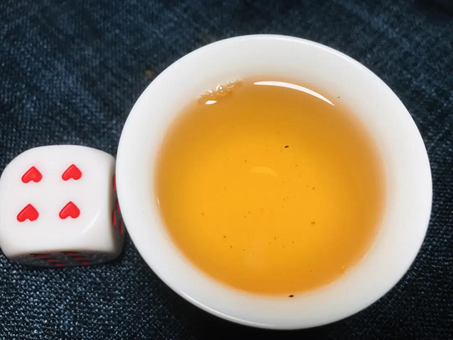 大益2101益华青饼普洱茶品质特点