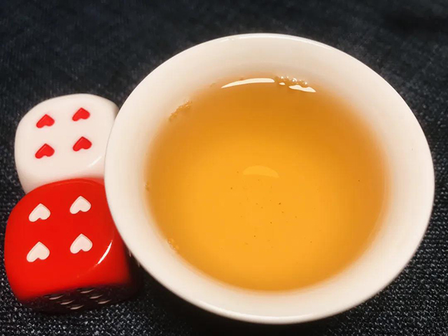山青花燃2021年威风易武普洱茶品质特点