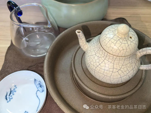 栩月古茶2024年无人区高杆普洱茶