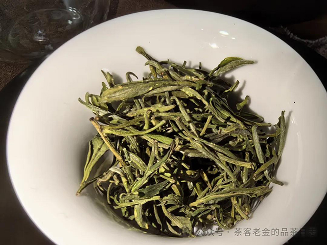 2024年黄山毛峰两款顶级绿茶品质特点