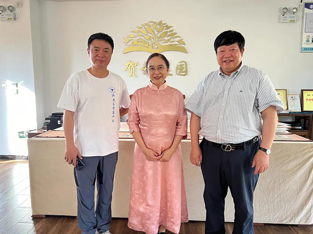 浙江大学茶学专业高级研修班走进六大茶山贺开庄园