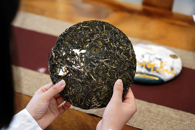 八角亭布朗印象普洱茶