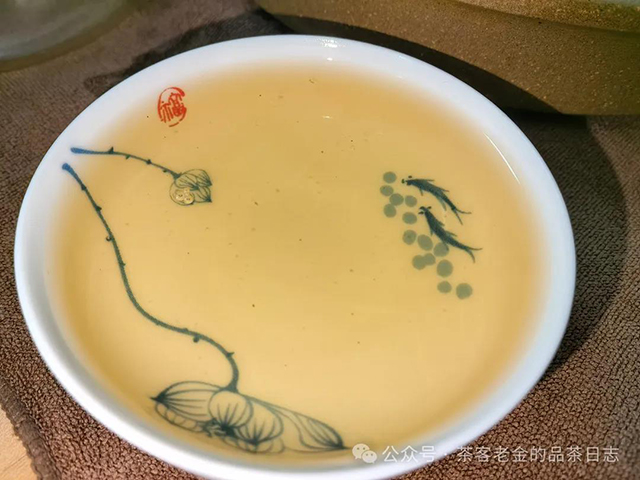 老曼峨古树普洱茶品质特点