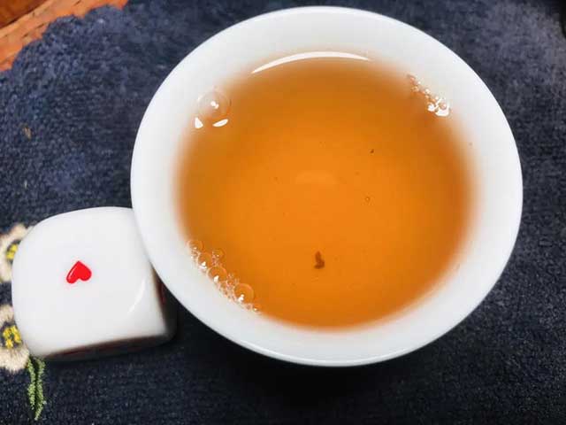大益2201银大益普洱茶品质特点